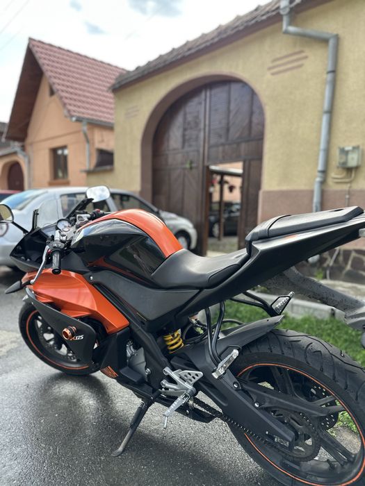 Yamaha Yzf R125.