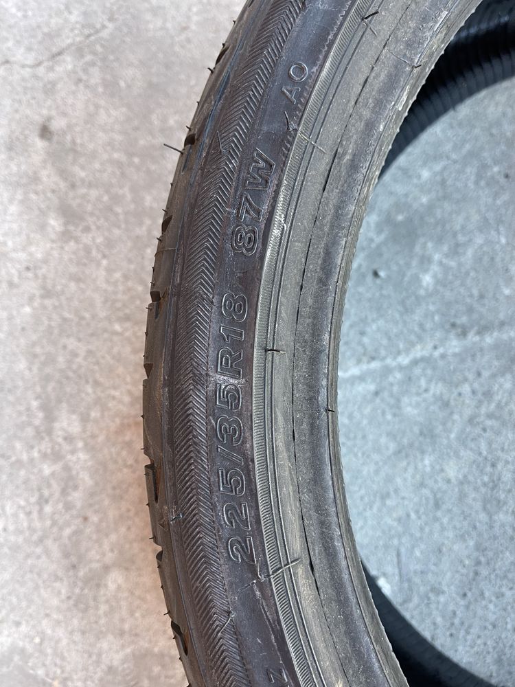 4 anvelope Noi de vara 225/35/18 Bridgestone dot 2019