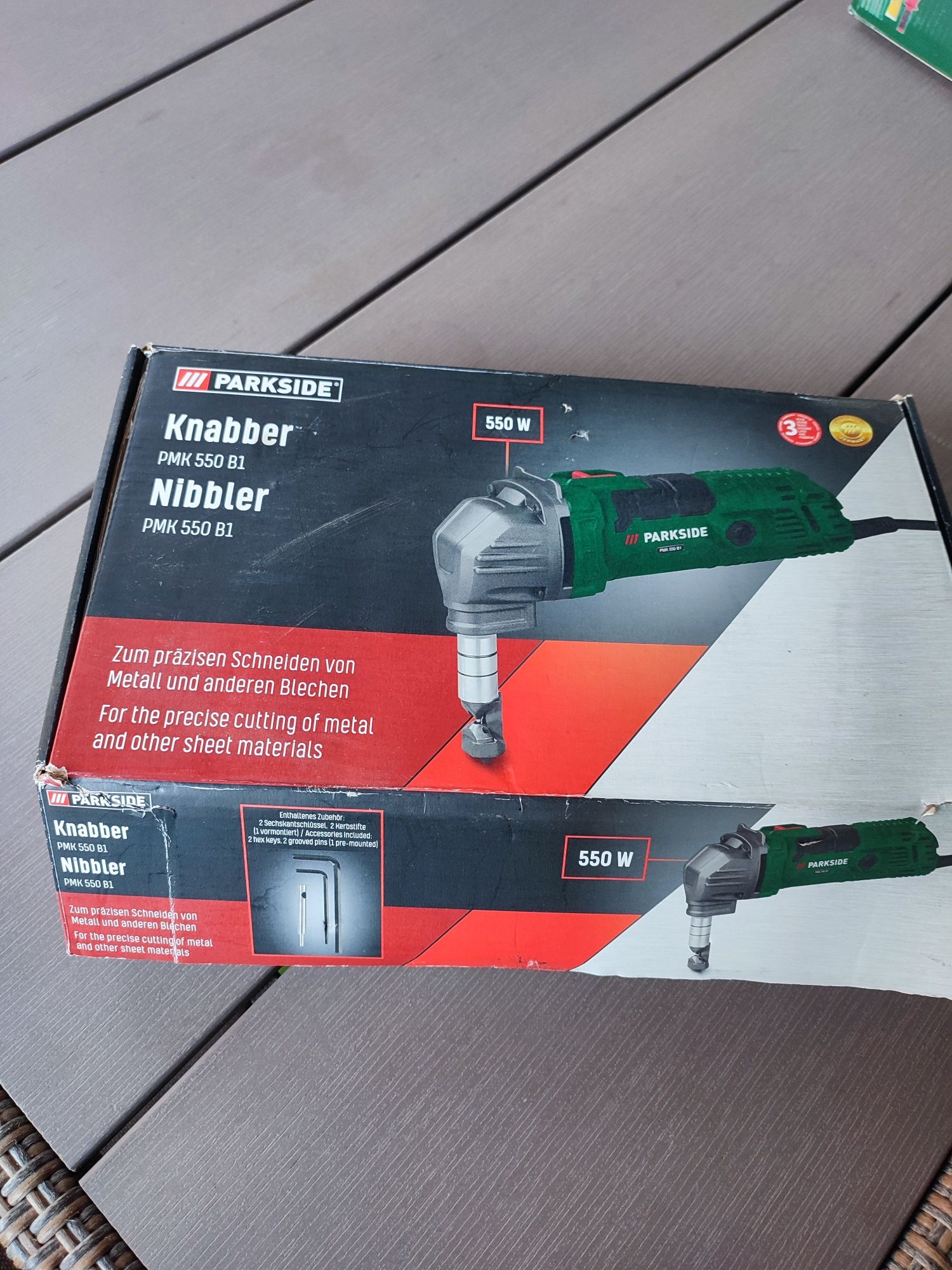 Mașină de tăiat tablă Parkside 550 w