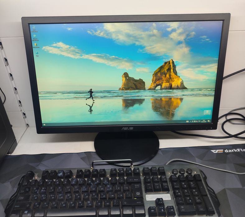 Мониторы Asus 22 дианональ FullHD разрешение экрана, состояние отлично