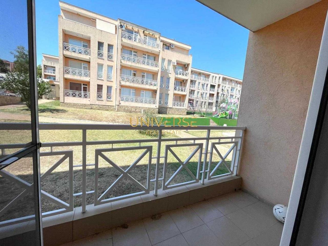 Продава се Двустаен апартамент в с. Тънково, Област Бургас - 49 кв.м за 898 €/кв.м - Снимка #8