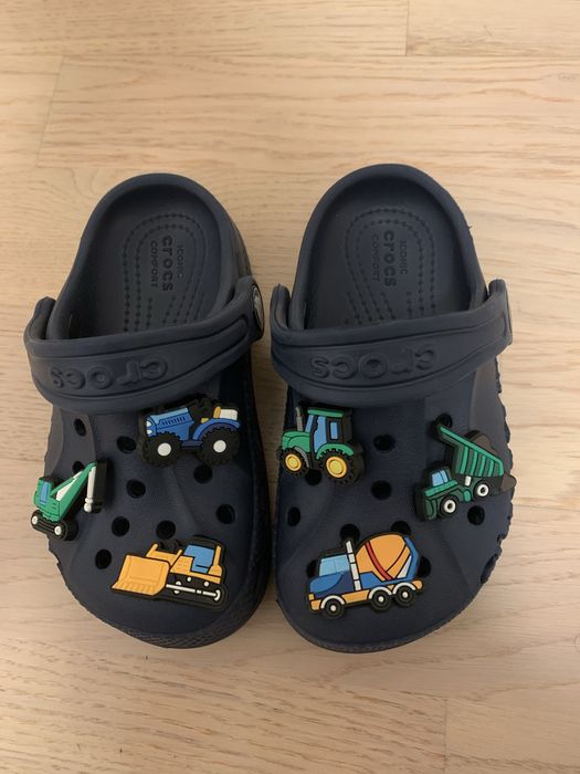 Papuci Crocs baieti marimea c8  24-25