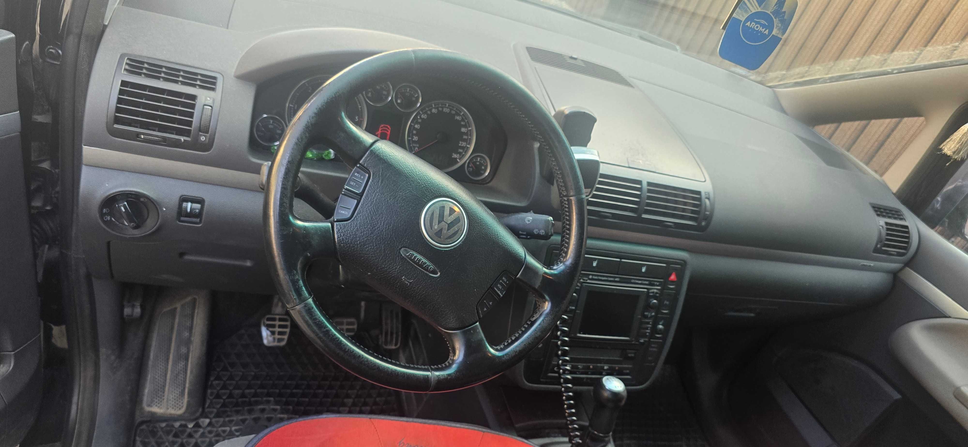 VW Sharan 2.0 TDI an 2010