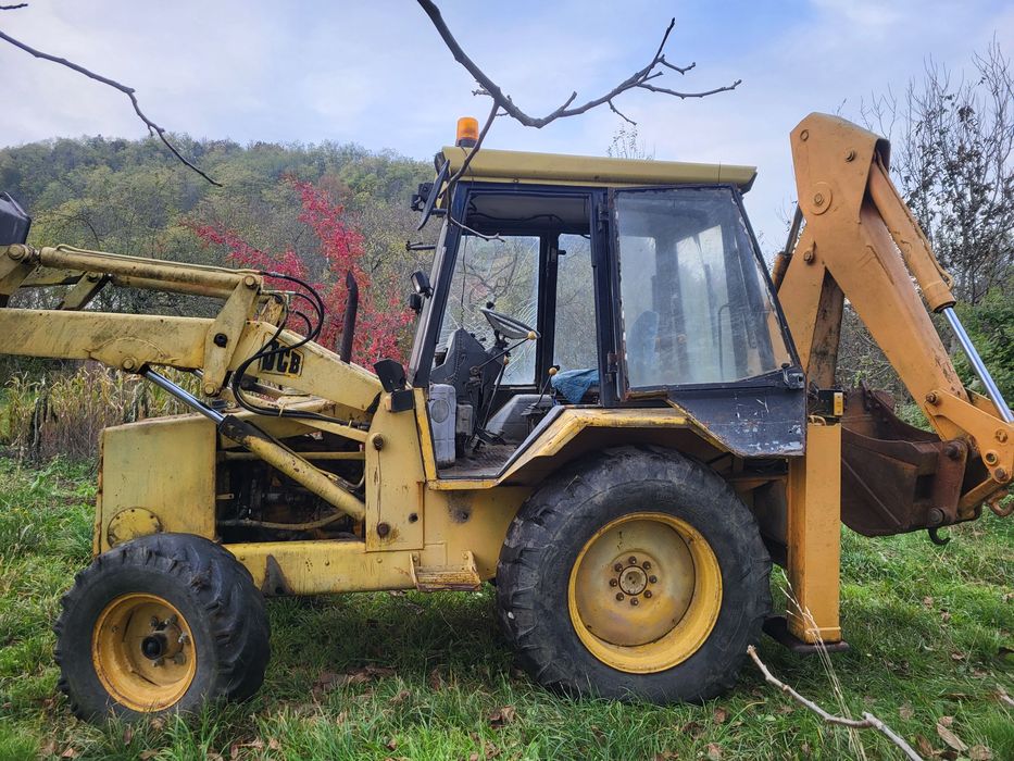 Buldoexcavator jcb 3cxr