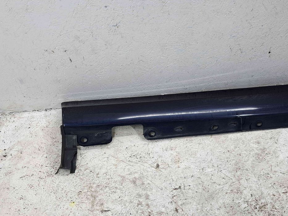 Prag lateral stanga Mercedes Clasa C (W203) [Fabr 2000-2007]