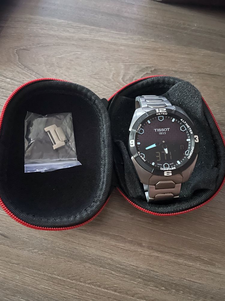 Tissot T-Touch titanium solar / Бартер за Аудио техника /