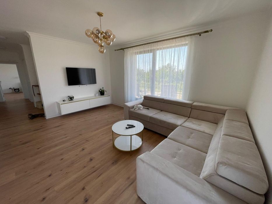 Vând casa zona Paulesti