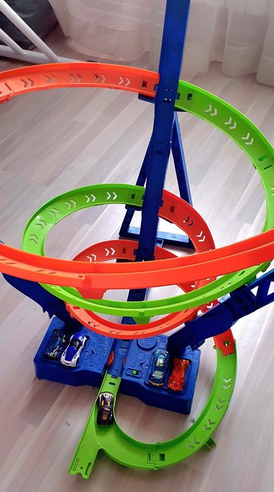 Писта Hot Wheels Action Spiral Speed Crash