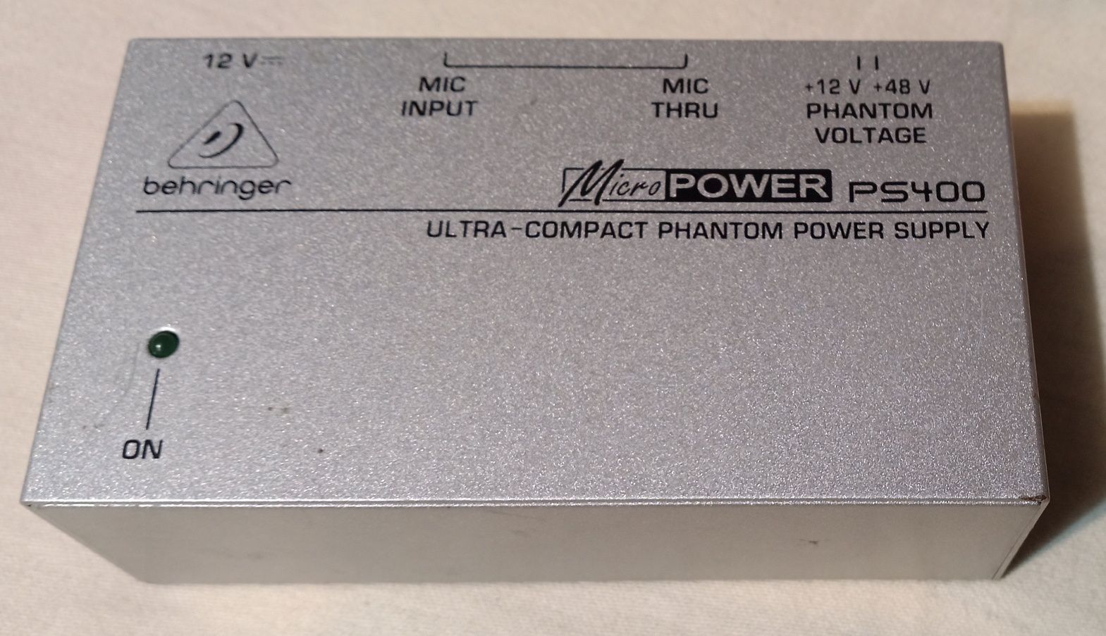 Amplificator microfon condensator Behringer MicroPOWER PS4000 Phantom