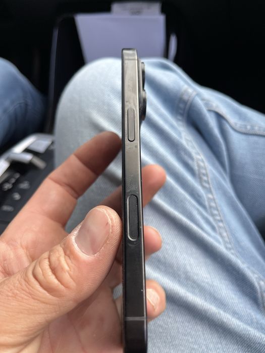 Iphone 16 Pro 128 отличен ПРОЧЕТИ ОБЯВАТА ДОБРЕ