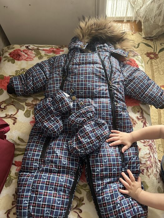 Продам комбинезон зимний