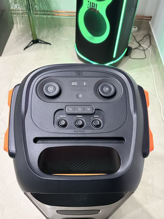 Jbl PartyBox 710