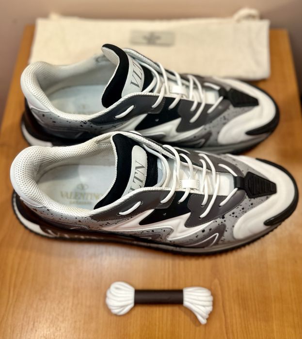 Valentino Garavani Wade runner