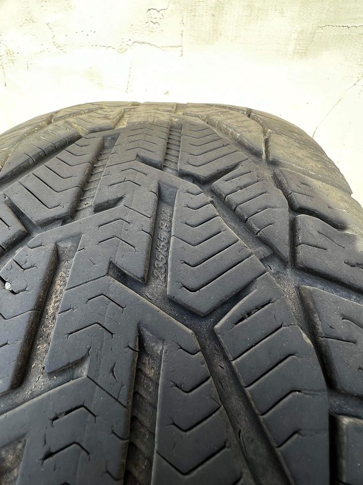 Anvelope Kormoran 235/55 R17 M+S