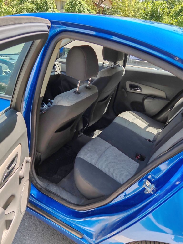 Chevrolet Cruze 1.6 Газ 2011