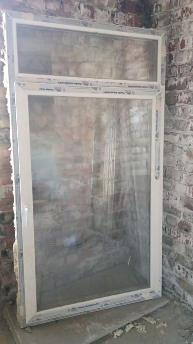 Продам пластиковое окно