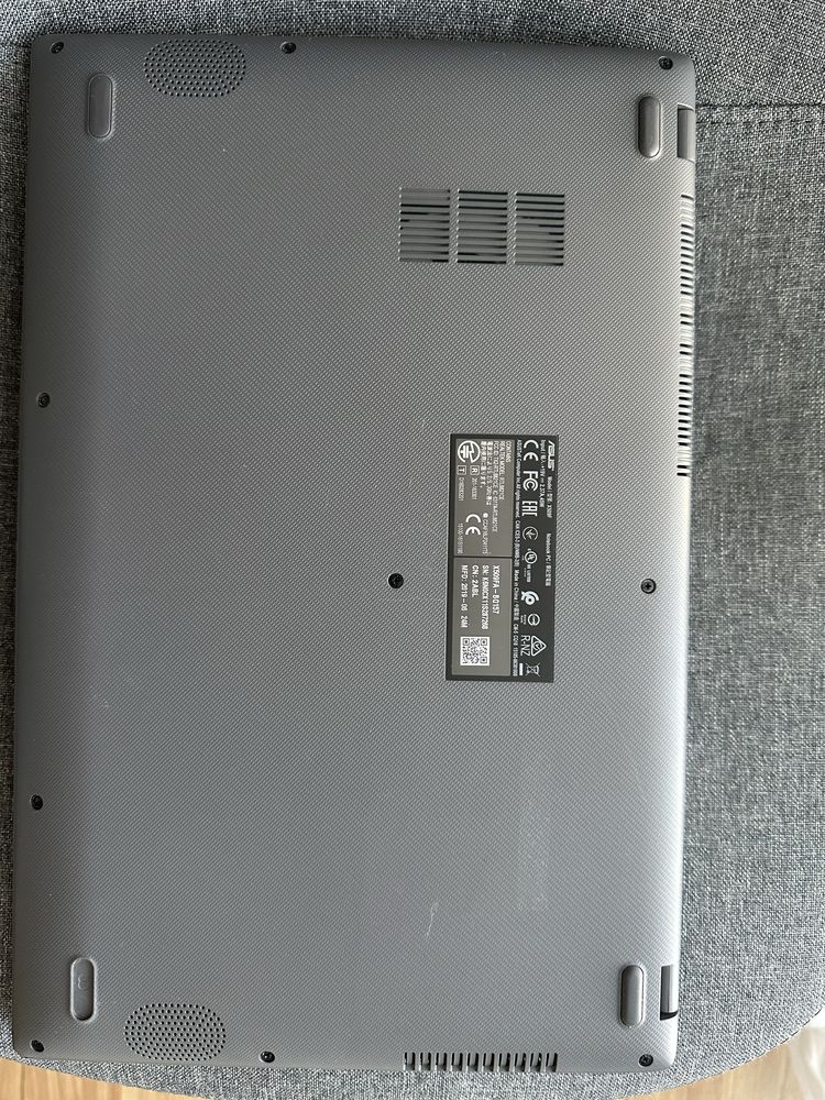 Laptop Asus VivoBook X509FA