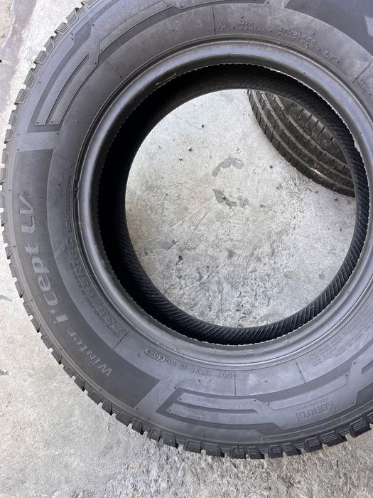 4 anvelope iarna 235/65/16 C , Hankook , DOT 2022