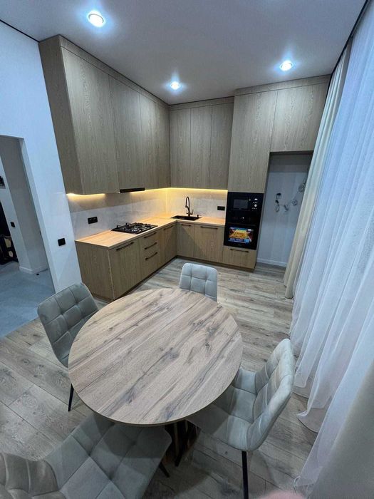 Продажа 2-комнатной квартиры, Мкр Береке 142/1