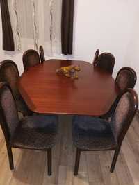 Masa extensibila, din lemn, cu 8 scaune