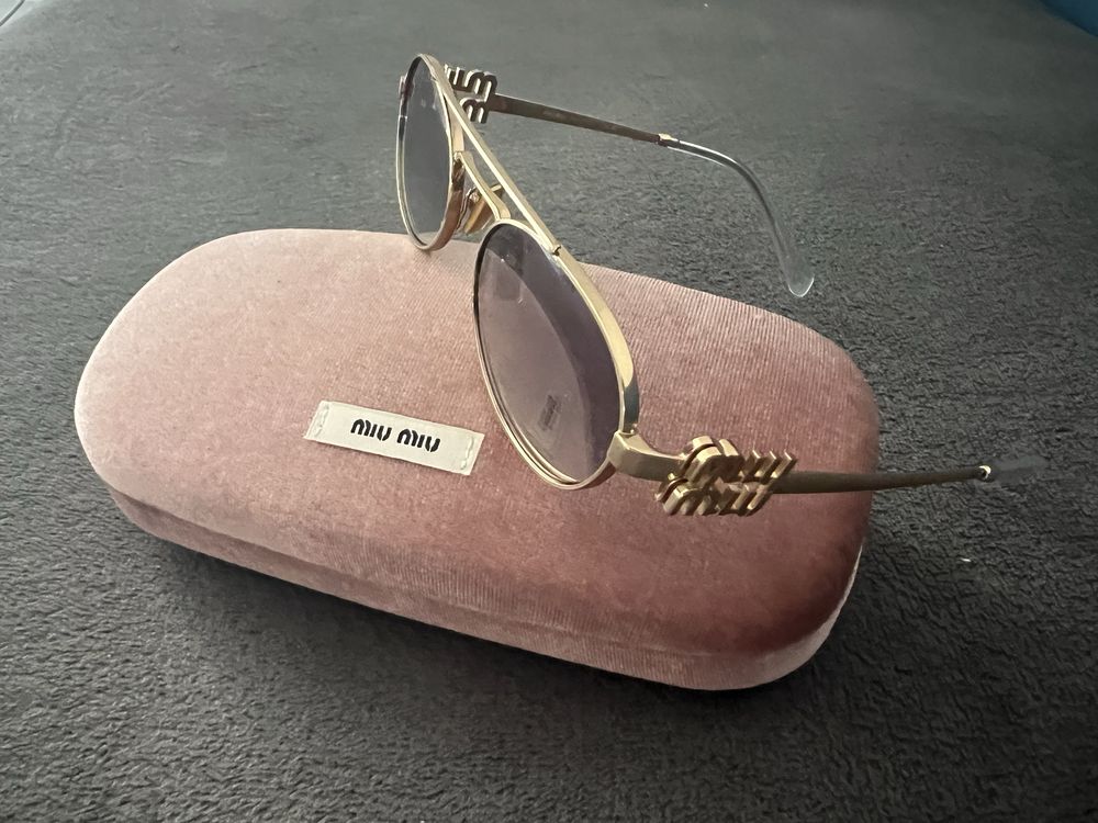 Miu miu слънчеви очила оригинални