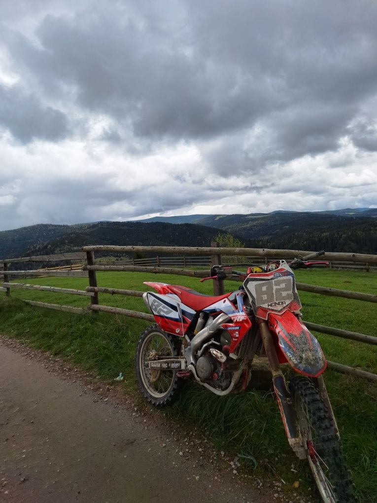 Honda  crf 250 r