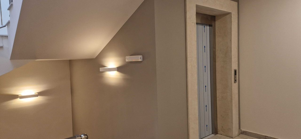 Продава се Двустаен апартамент в Добрич, Свети Георги - 86 кв.м за 1628 €/кв.м - Снимка #7