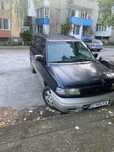 Мазда MPV в движение