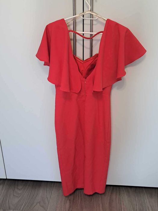 Rochie eleganta corai