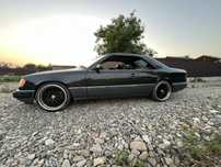 Mercedes w124 coupe e200 1994
