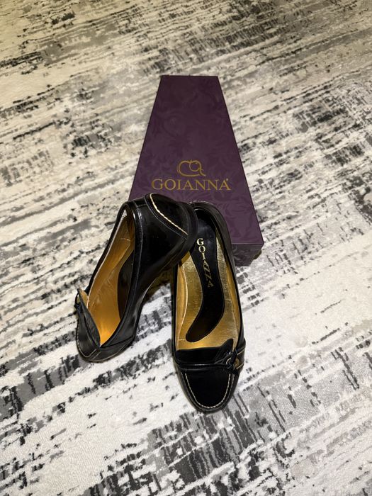 Кожаные туфли