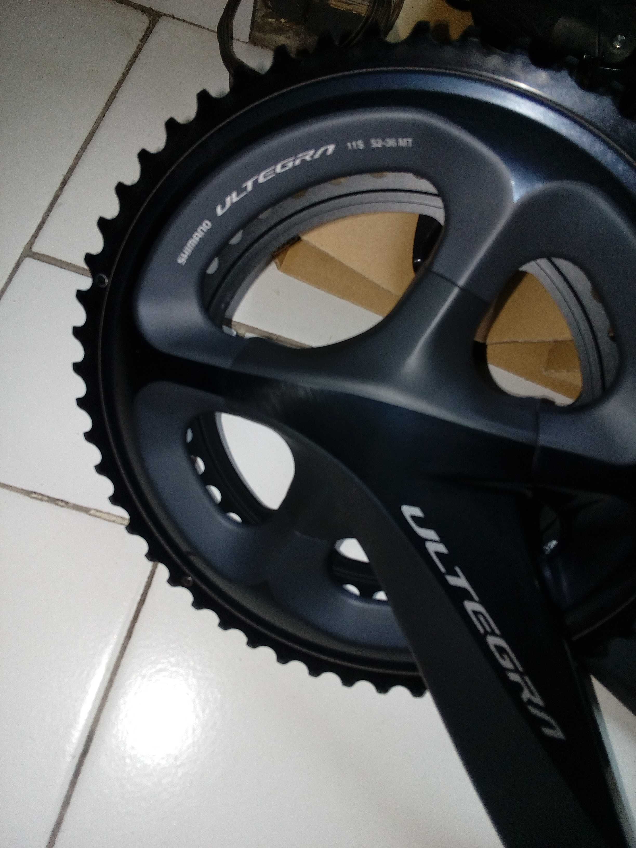 Шосеен сет Shimano Ultegra Crankset FC-R8000 52/36T 172,5mm