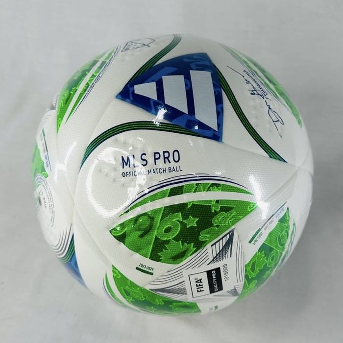 Futbol uchun xar xil turdagi quyma koptoklar  25/26