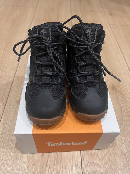 Продается брендовая детская обувь