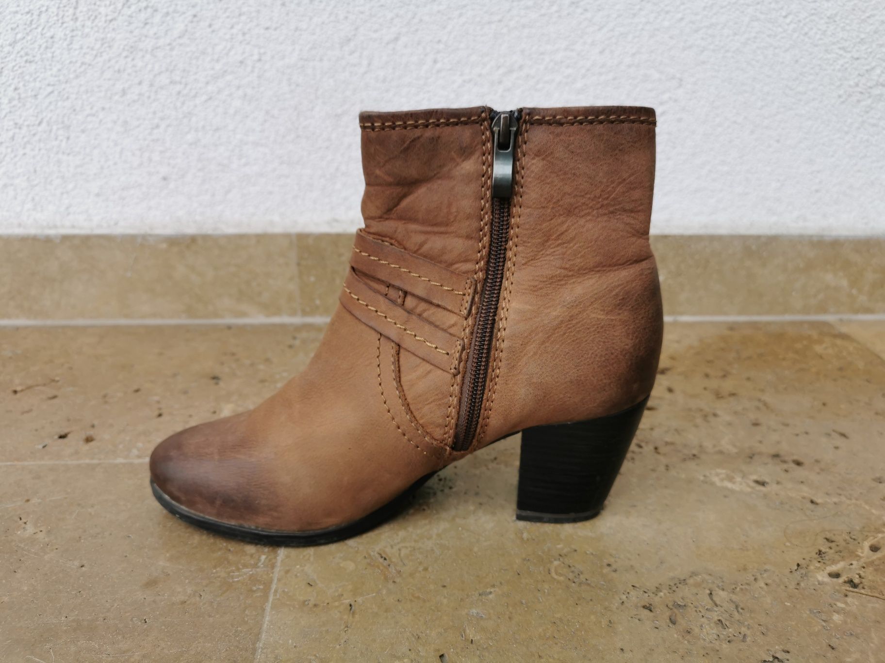 Botine Marco Tozzi marime 37