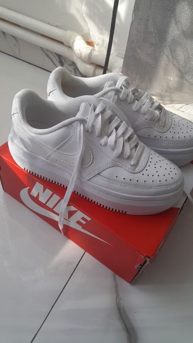 adidasi nike court vision alta ltr dm0113-100