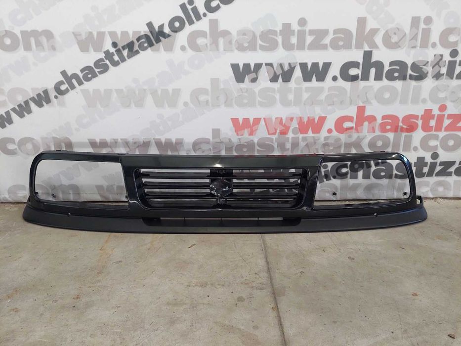 Решетка предна СУЗУКИ ВИТАРА 88-98 / Suzuki vitara