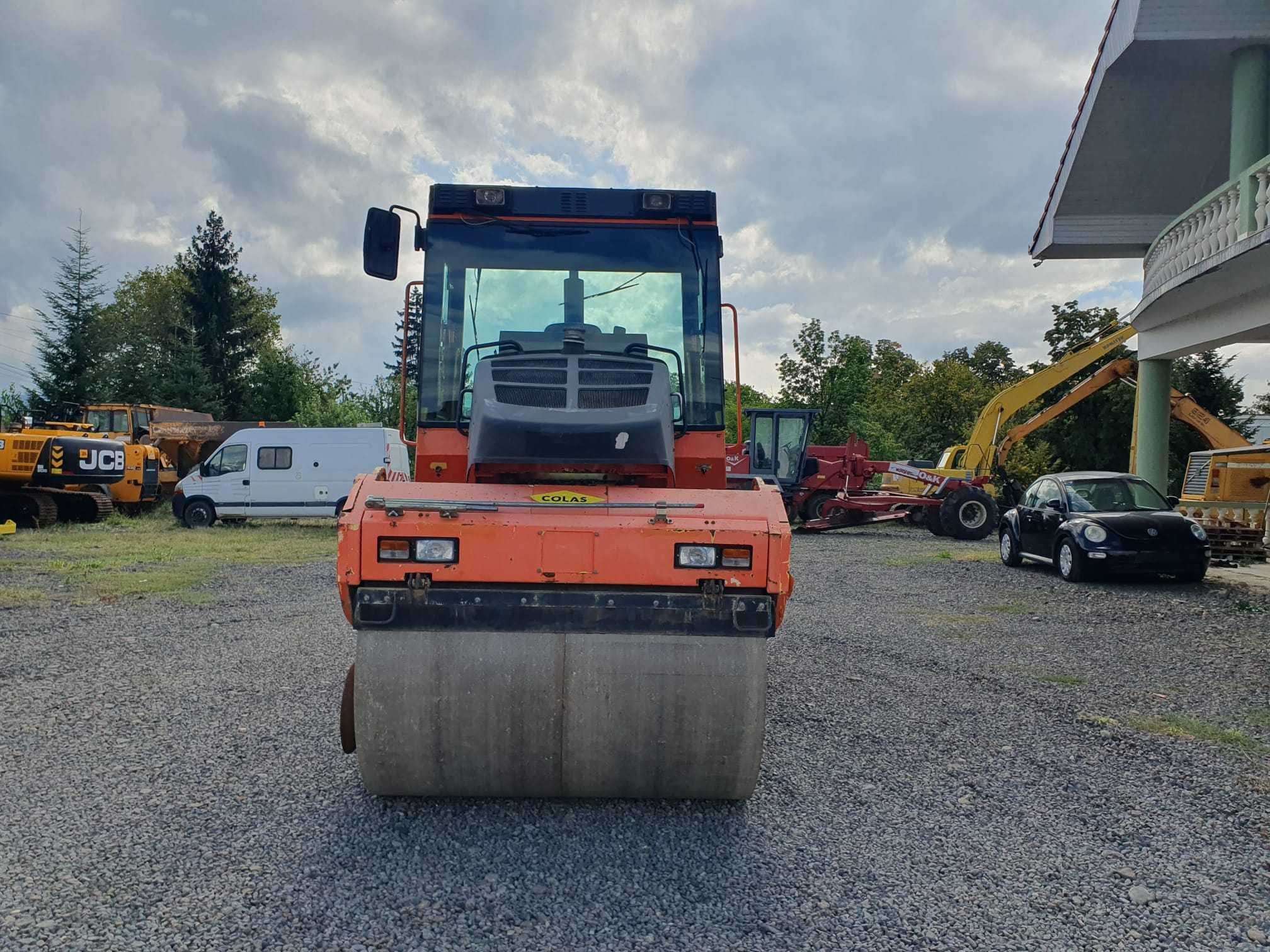 Cilindru compactor pentru asfalt pneuri-tambur Bomag  BW174 AC ,  2006