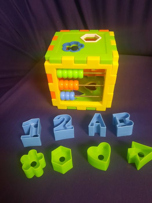 Jucarie Montessori de copil