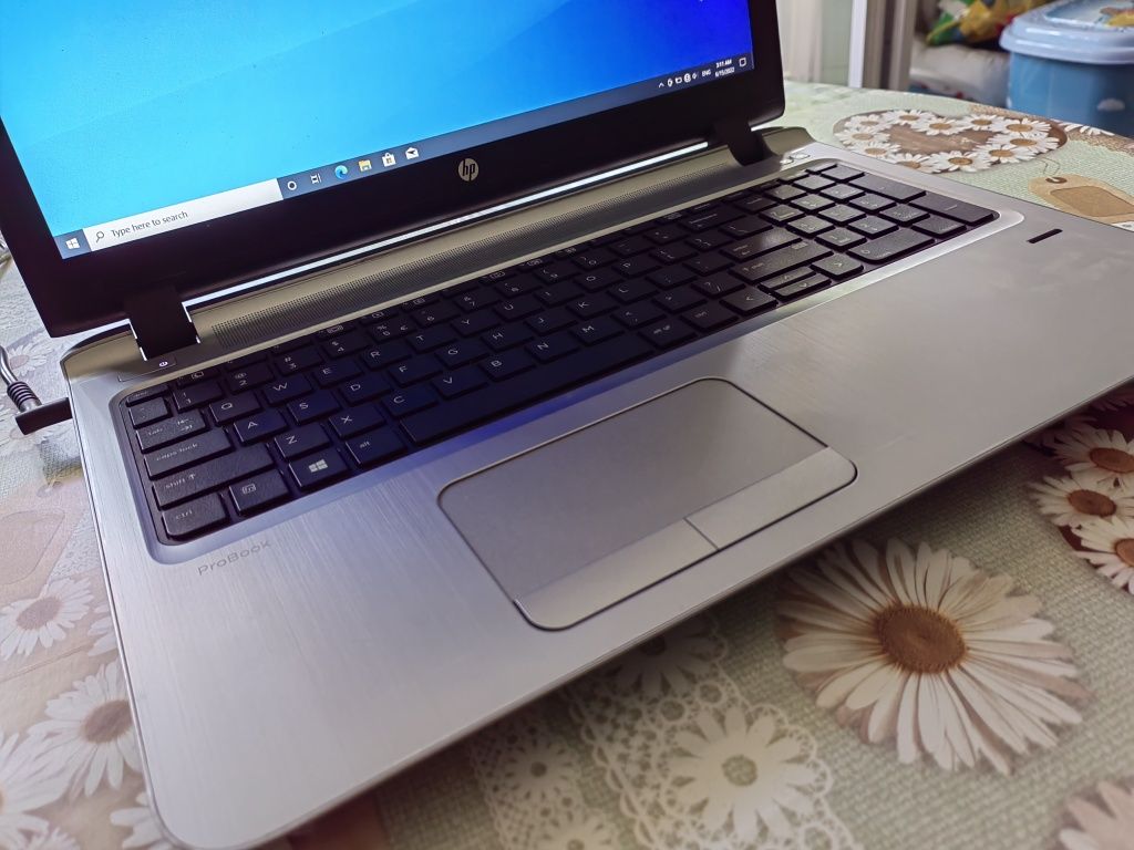 Лаптоп hp pro book