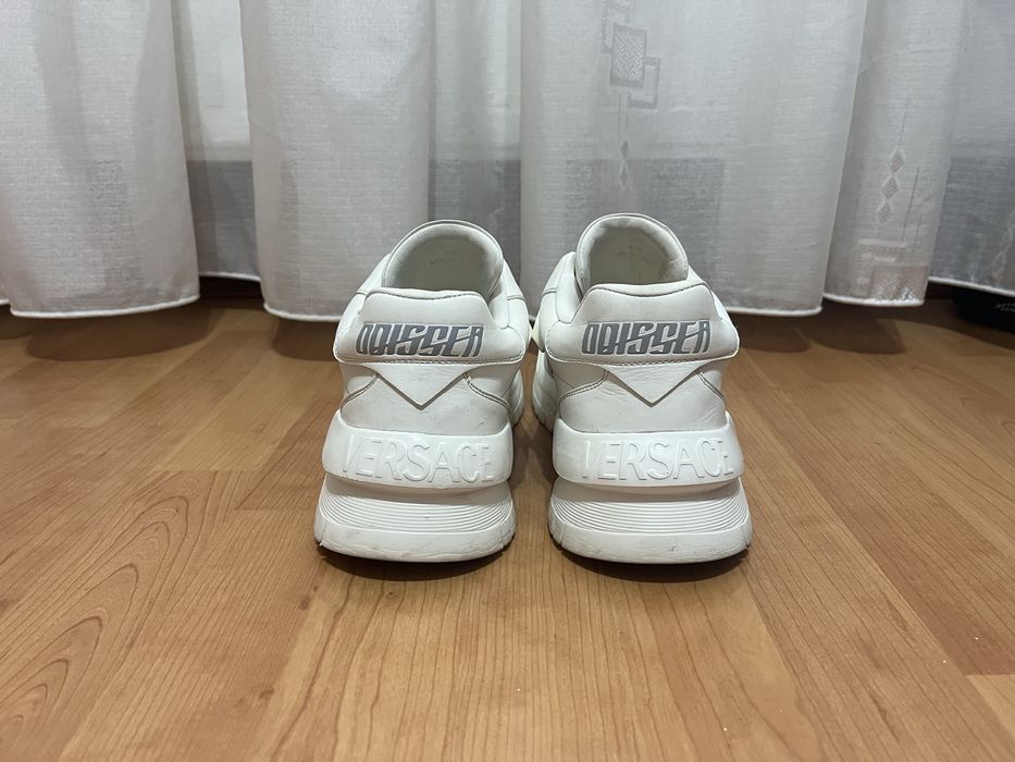 versace odissea albi