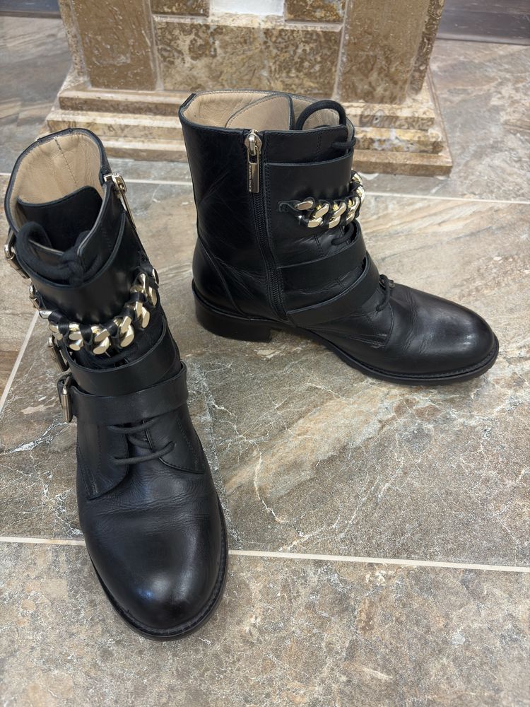 кожени боти Elisabetta Franchi