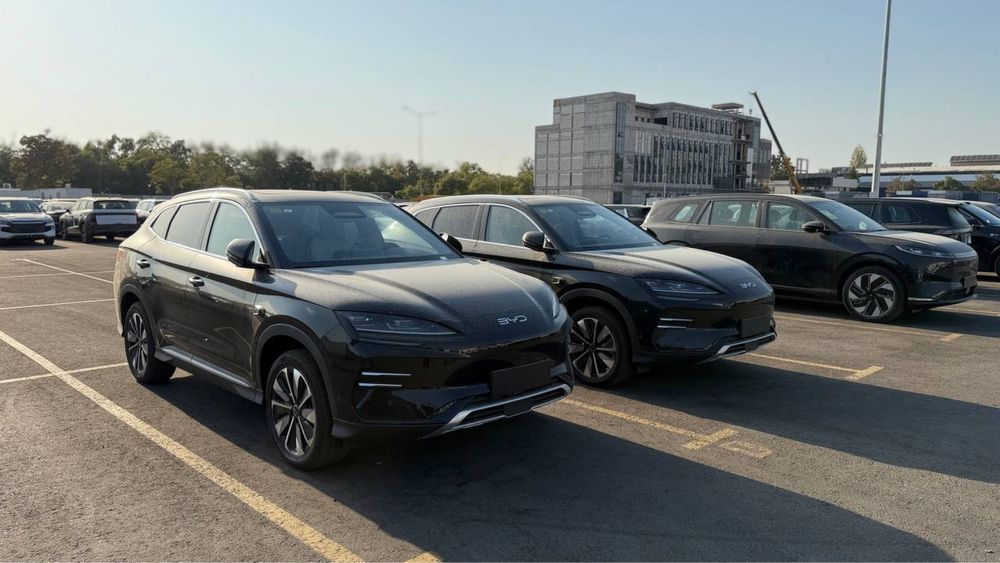 Новый 2025 BYD champion smart 605