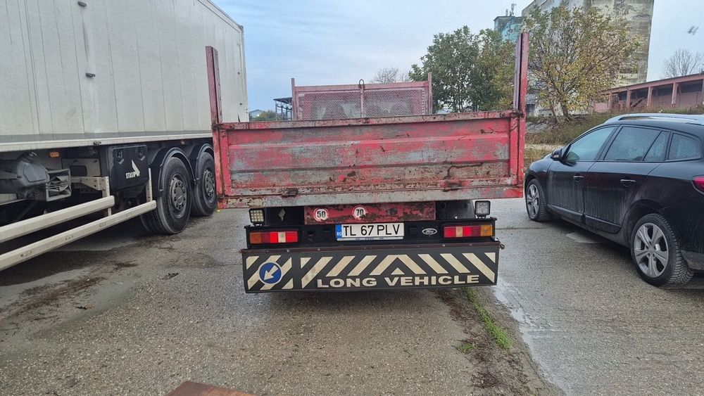 Ford Tranzit 2.4  caroasta