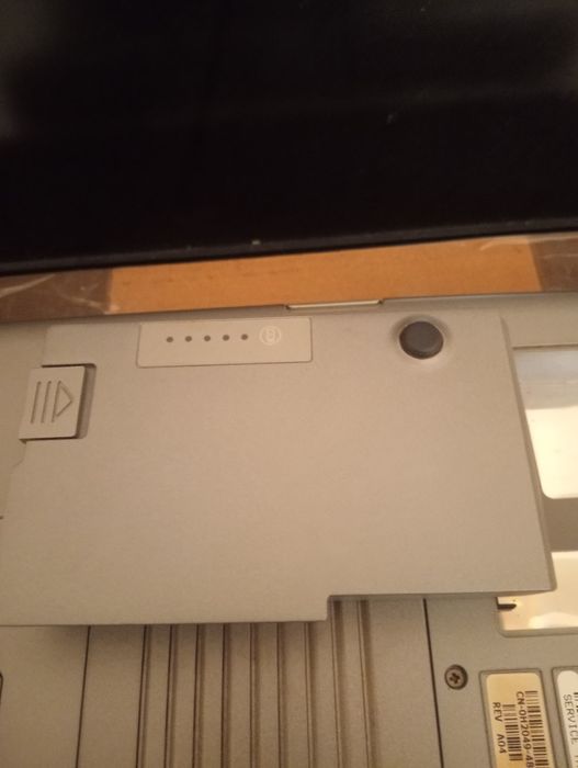 Laptop dell pentru piese