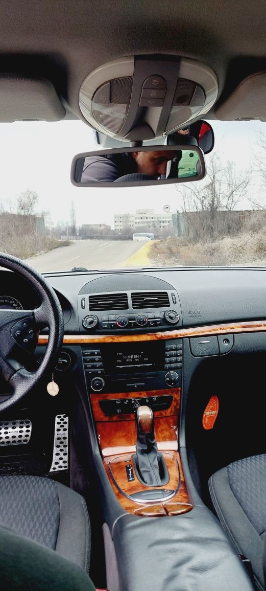 Mercedes-benz E-Classe 240 4matic elegance