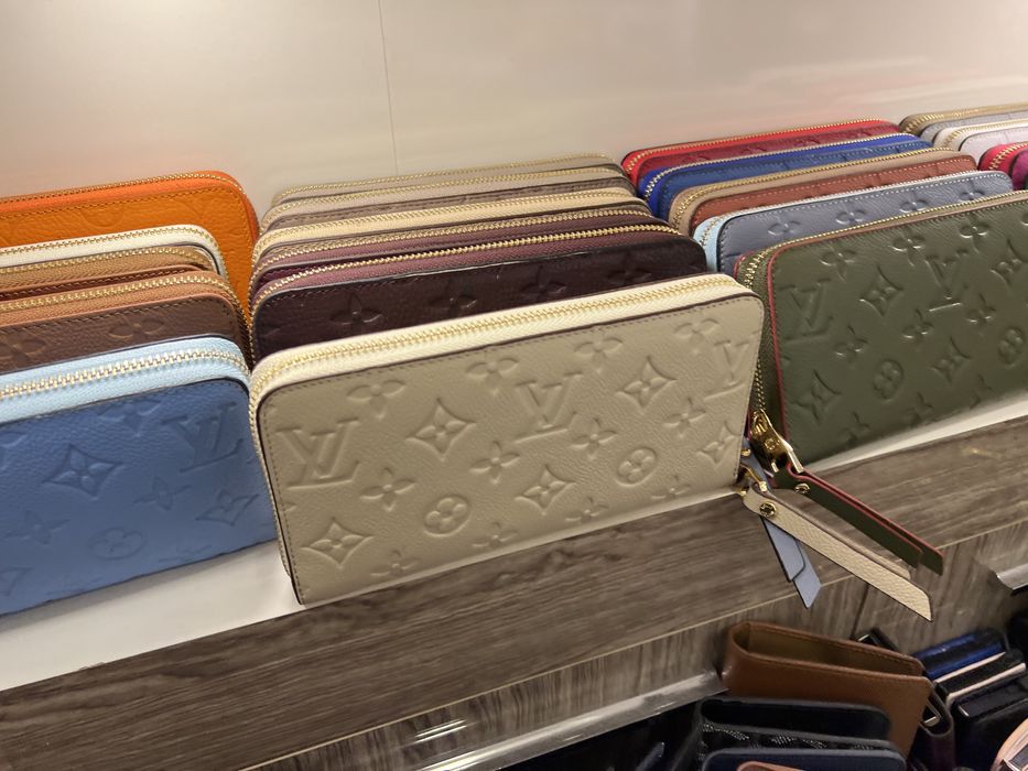 Portofel Louis Vuitton dama:Colecția noua/Poze reale