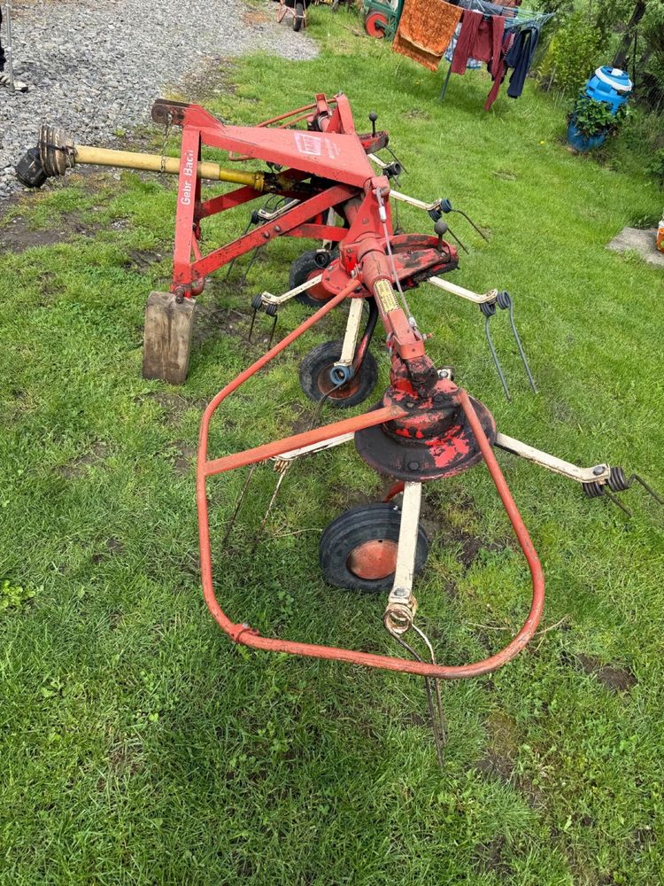 Grebla de impratiat fan / piruieta / ravasitoare Deutz Fahr