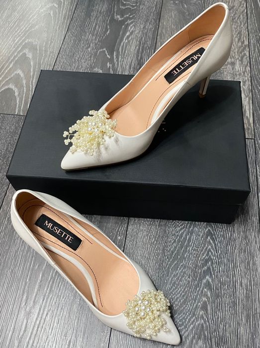 Pantofi albi piele Musette