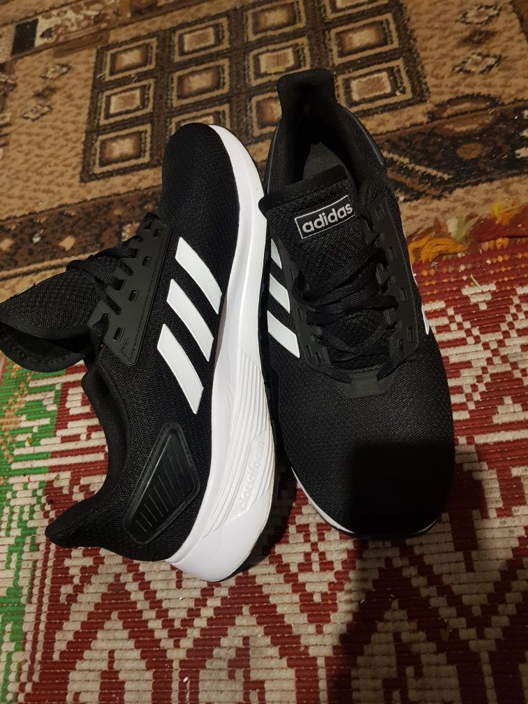 Adidasi Adidas 46cm